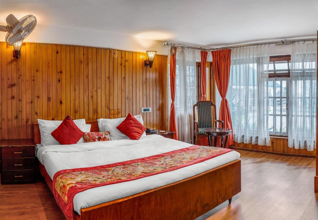 Summit Barsana Resort & Spa Kalimpong Exteriör bild