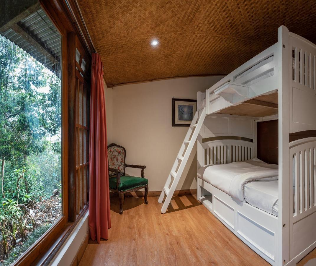 Summit Barsana Resort & Spa Kalimpong Exteriör bild