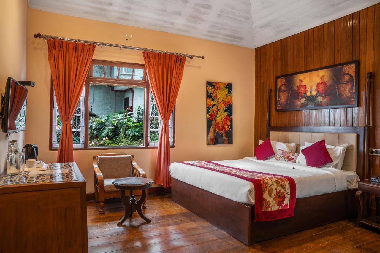 Summit Barsana Resort & Spa Kalimpong Exteriör bild