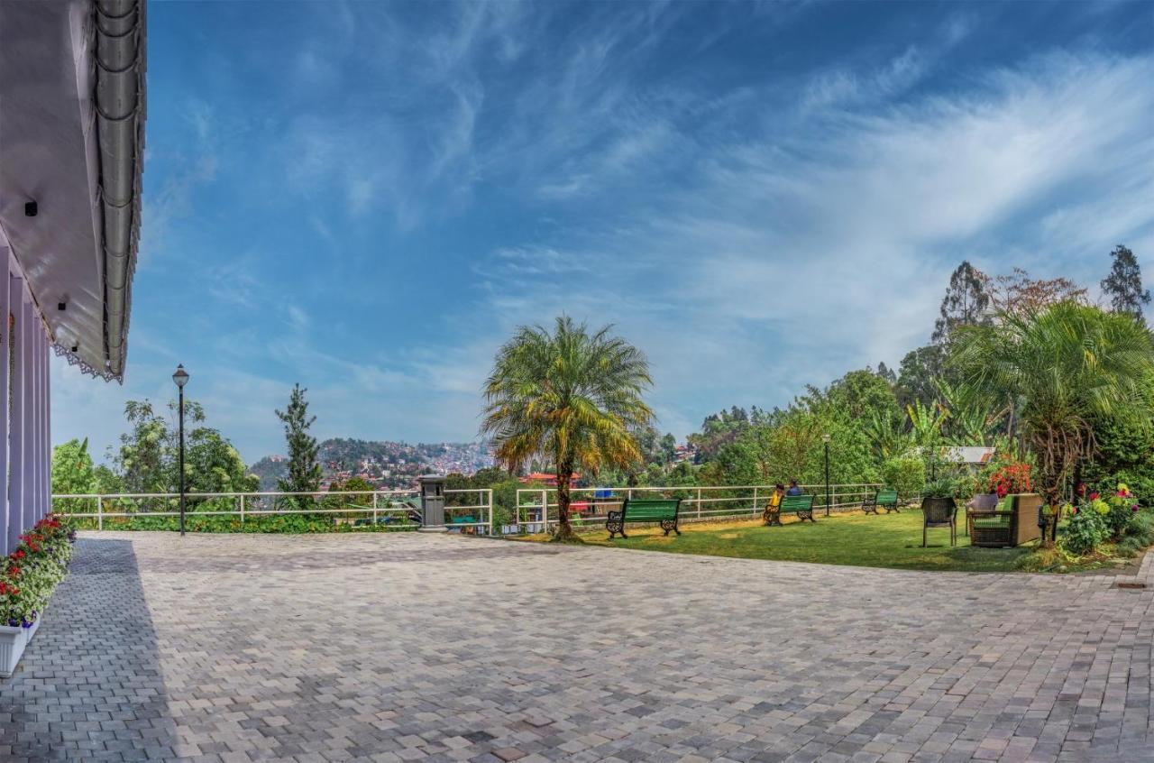 Summit Barsana Resort & Spa Kalimpong Exteriör bild