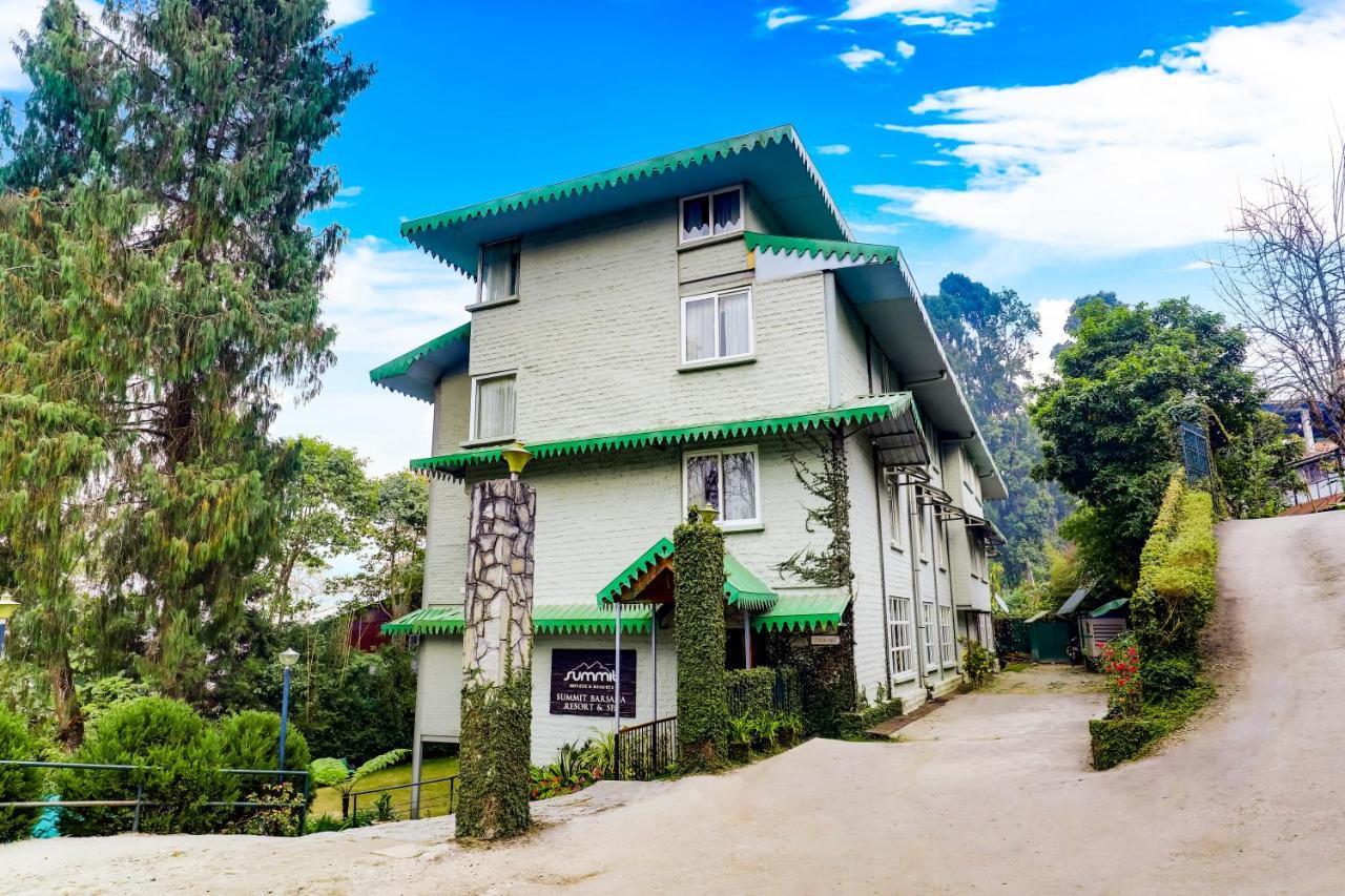 Summit Barsana Resort & Spa Kalimpong Exteriör bild